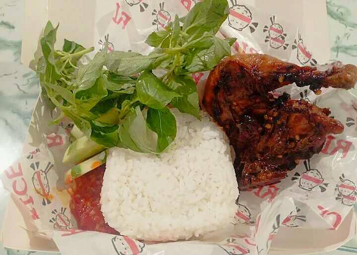 Ayam Bakar Podomoro Bu Sri 3, Jakarta 