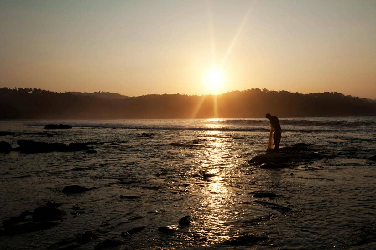 Cuaca Pandeglang dan Lebak 15 Juli 2026 Berawan, Suhu 35 Derajat