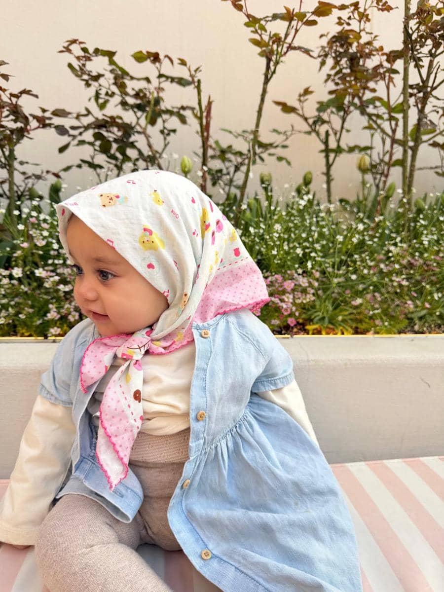 Keluarga Hamidah Rachmayanti jalan-jalan di Seoul