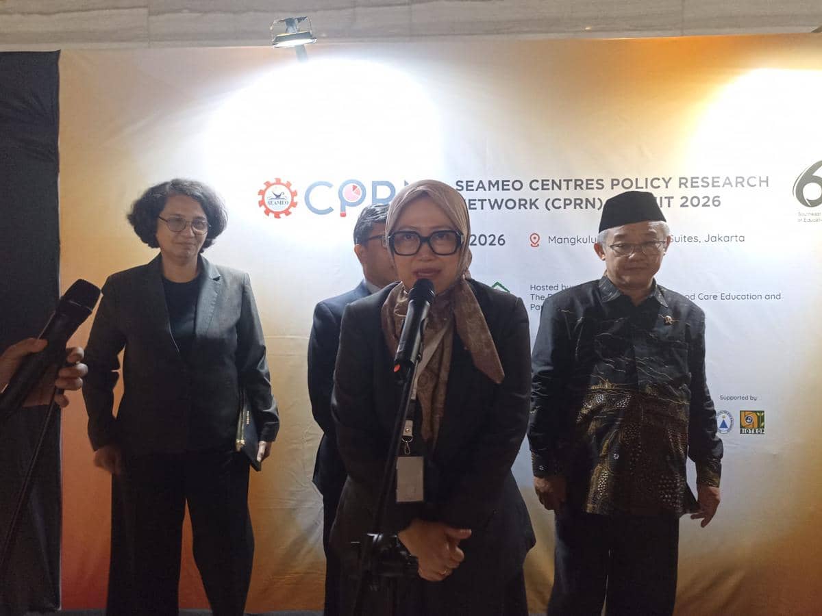 Mendikdasmen: AI Ciptakan Jutaan Pekerjaan, Tapi Geser Pekerja