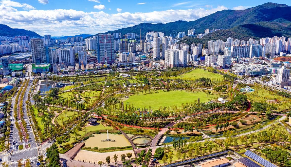 5 Destinasi Dekat Busan Asiad Main Stadium, Venue Konser BTS di Busan