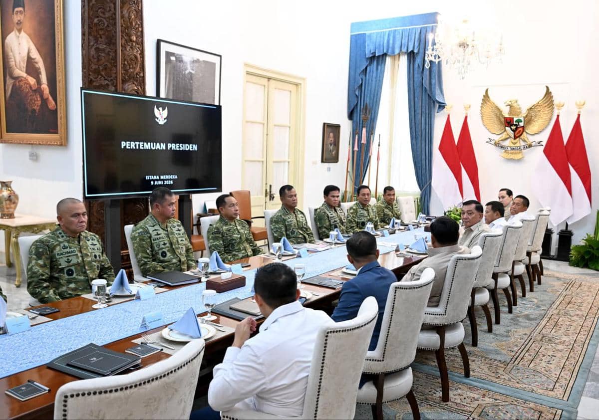 Prabowo Panggil Pimpinan TNI, Bahas Akses Listrik-Air Bersih di Desa