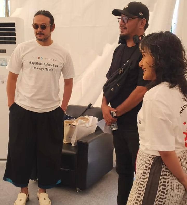 potret Widi Mulia dan Dwi Sasono liburan di Rote Ndao, NTT