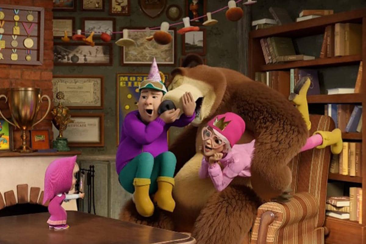 Siapa Saja Karakter Manusia di Masha and the Bear Selain Masha?