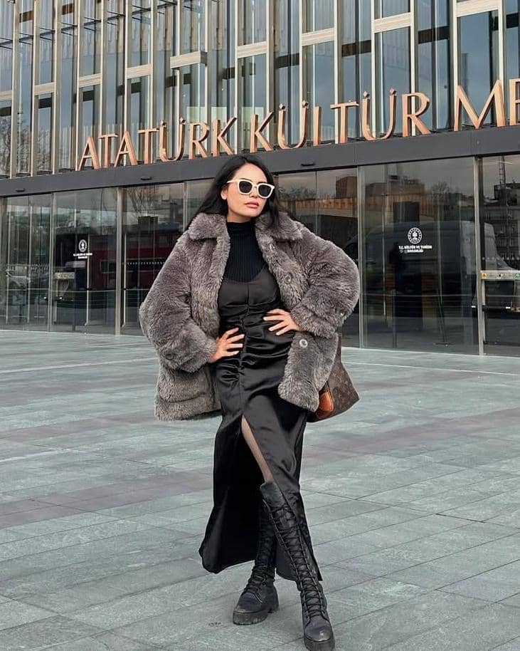 Inspirasi OOTD ala Nadya Naufel