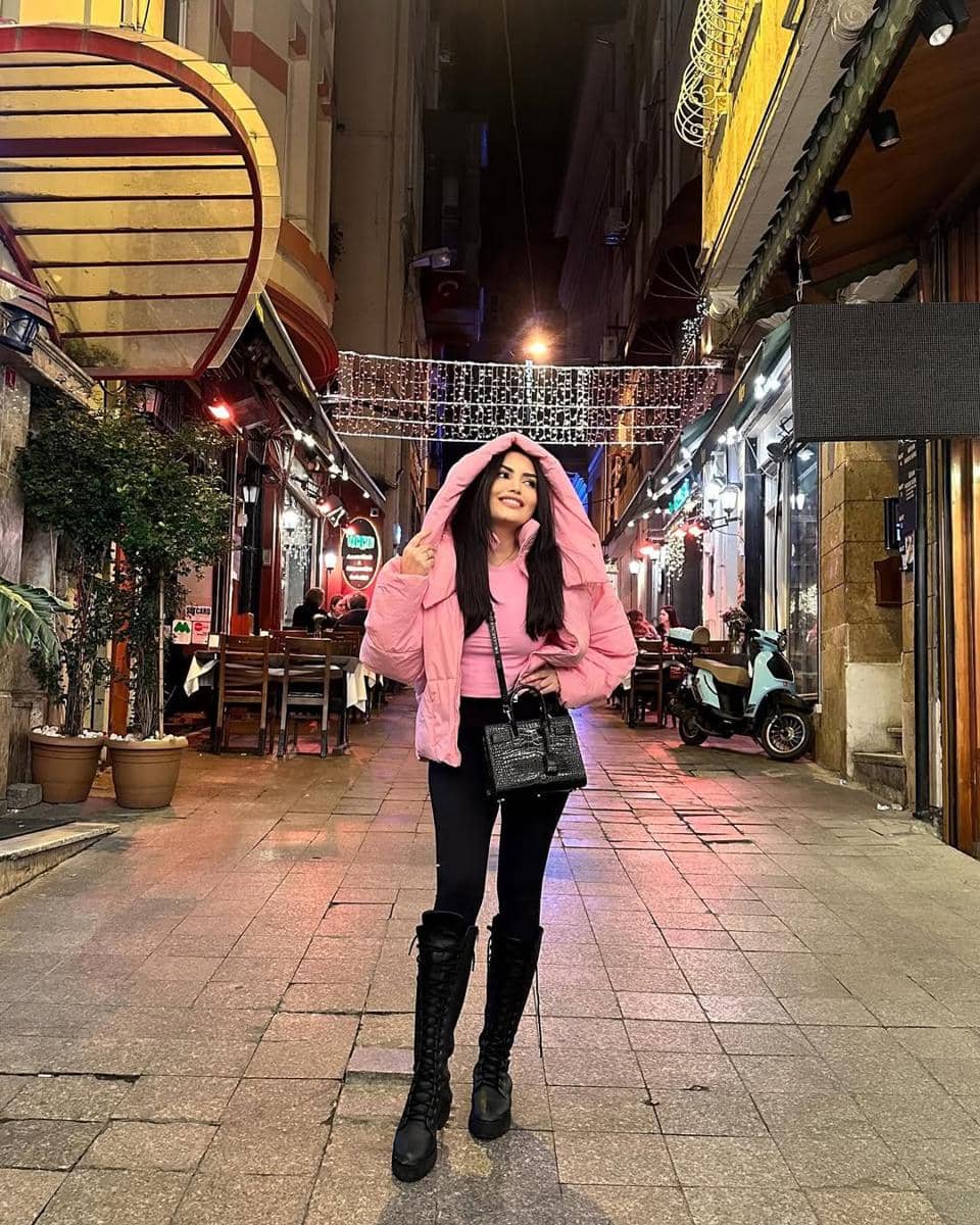 Inspirasi OOTD ala Nadya Naufel