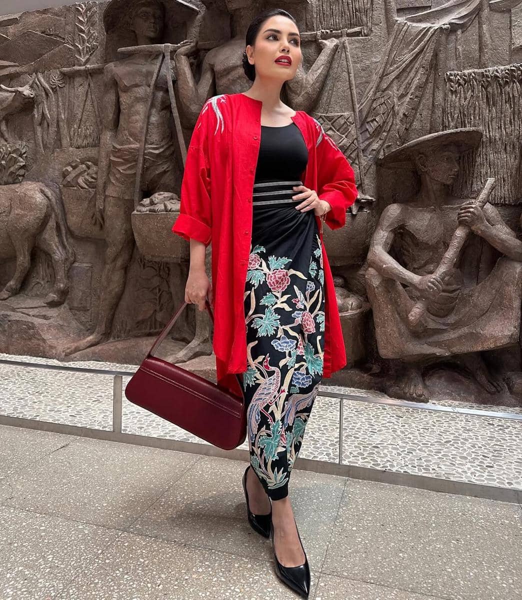 Inspirasi OOTD ala Nadya Naufel