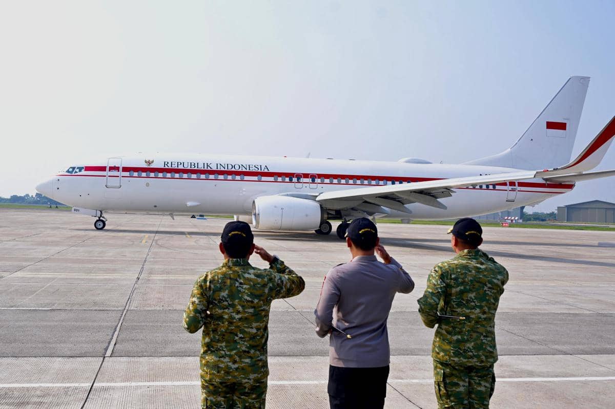 Presiden Prabowo Subianto berangkat kunjungan kerja ke Lampung dari Pangkalan TNI AU Halim Perdanakusuma, Jakarta. 