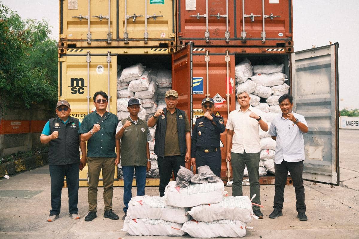 Bea Cukai Belawan Serahkan Arang Bakau Ilegal ke Ditjen Gakkum Menhut