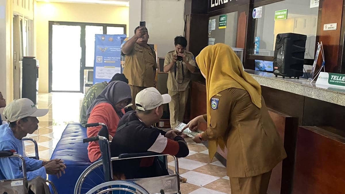 Kolaborasi RI-Australia: Warga Disabilitas NTB Bebas Pajak Kendaraan