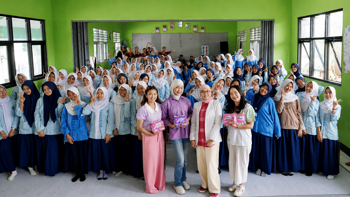 Hers Protex & WINGS for UNICEF Edukasi Kesehatan Menstruasi di Bandung