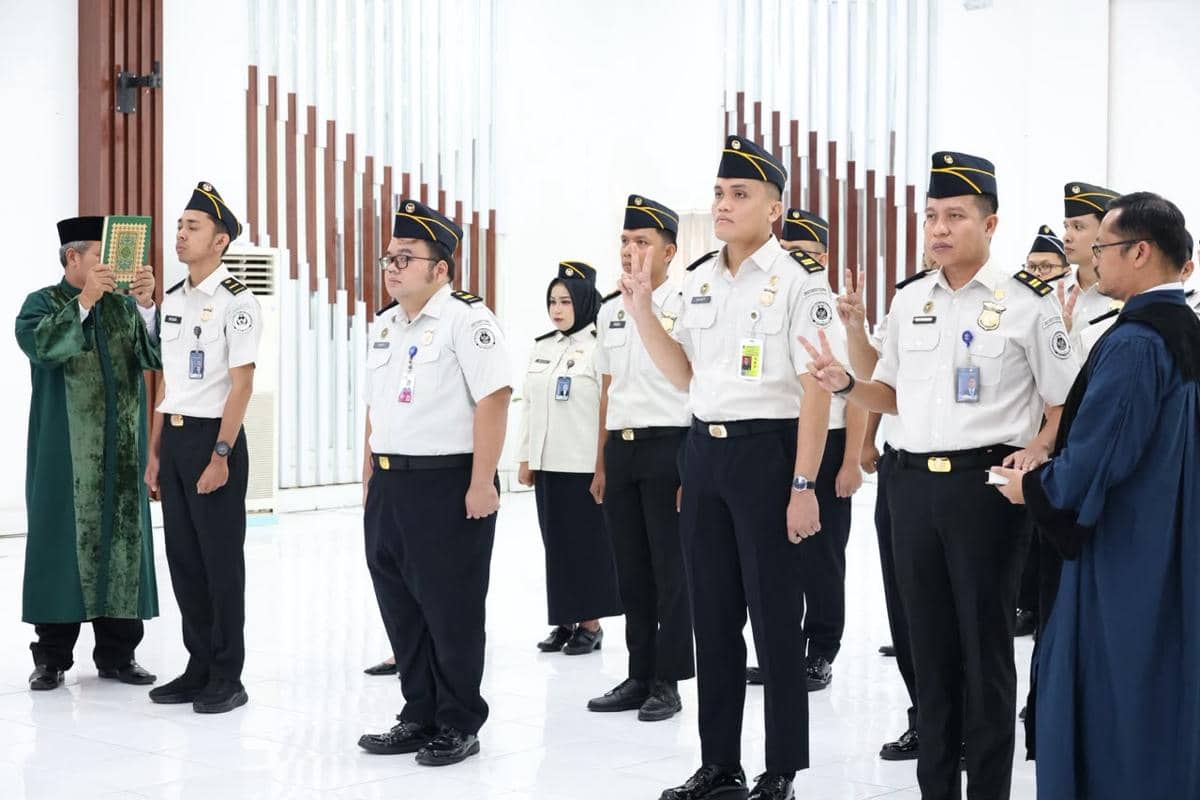Kakanwil Imigrasi Sumut Lantik 17 Pejabat Fungsional dan 3 ASN