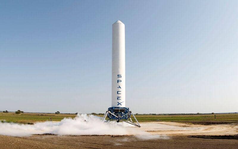 ilustrasi roket SpaceX
