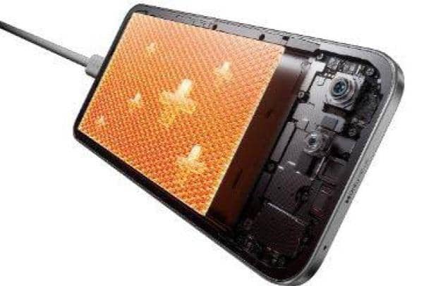 ilustrasi baterai TECNO Pova 8 5G