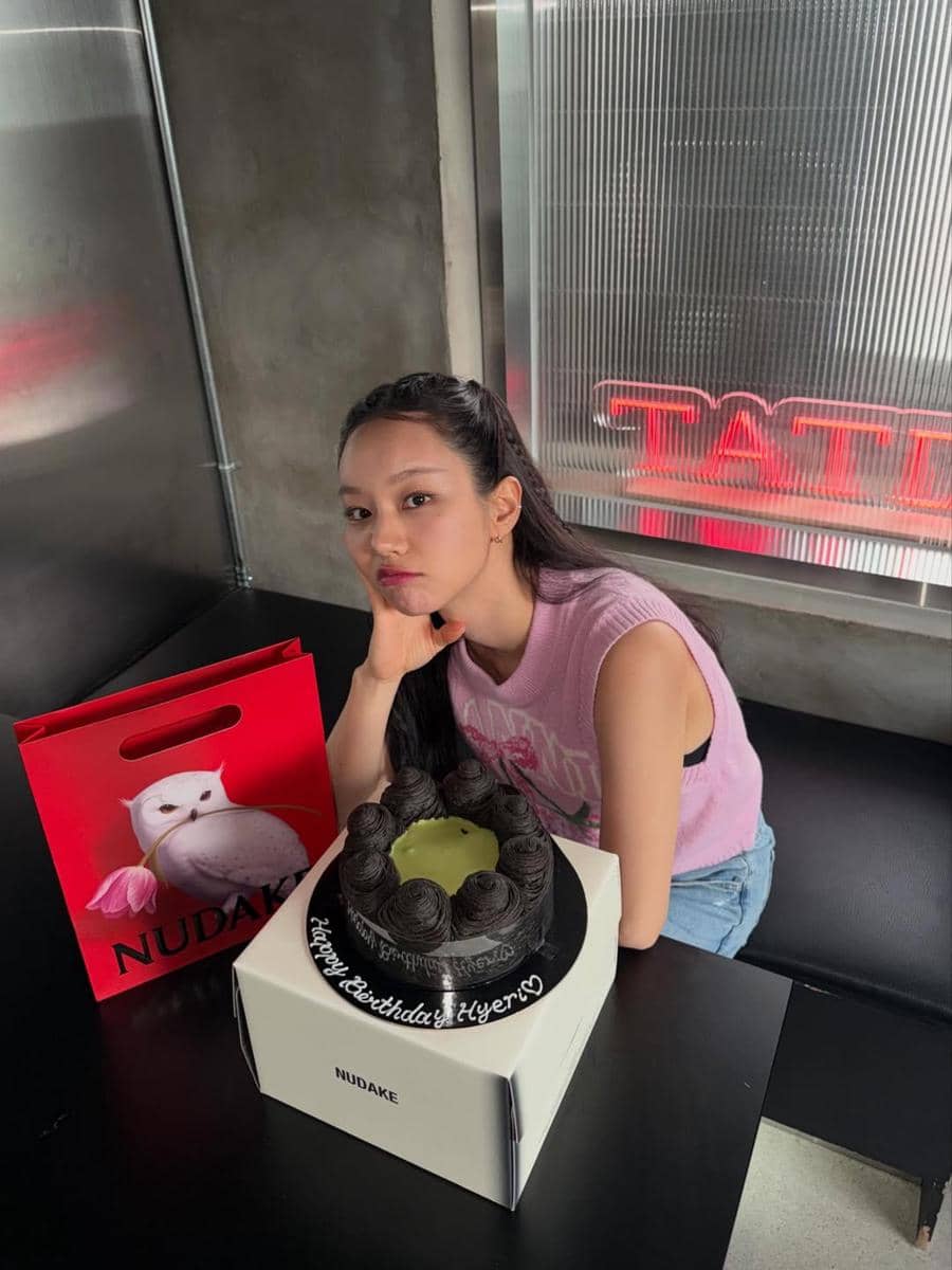 Lee Hyeri ulang tahun ke-32 (Instagram.com/hyeri_0609)