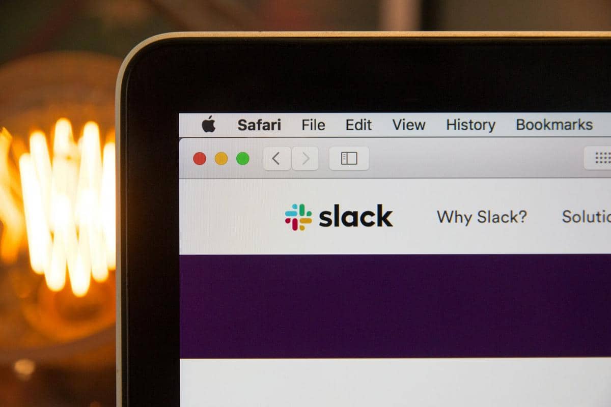 ilustrasi bisnis, startup, Slack
