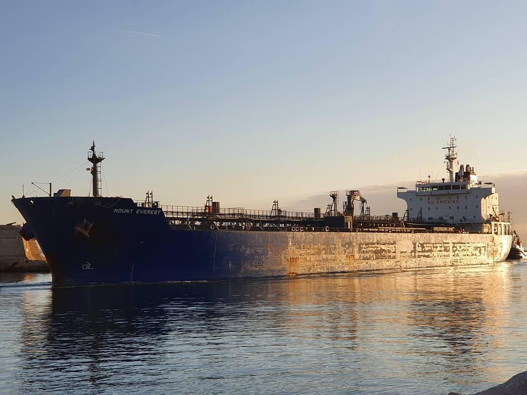 AS Serang Kapal Tanker Minyak di Laut Oman, Tiga Pelaut India Tewas