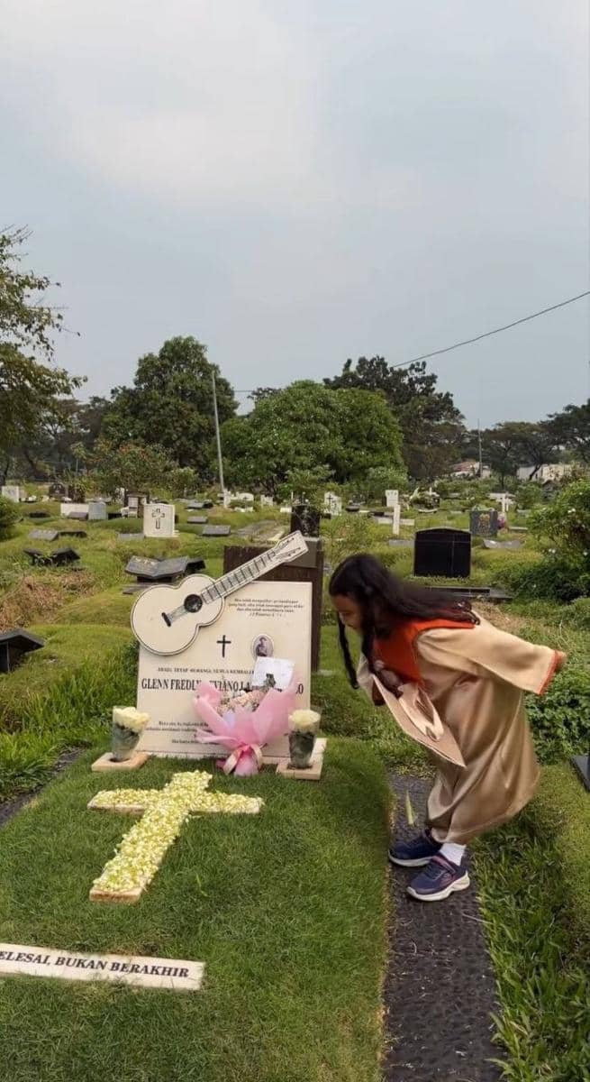 Gewa di pusara Glenn Fredly umumkan lulus TK