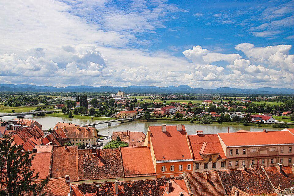 Kota Ptuj di Slovenia