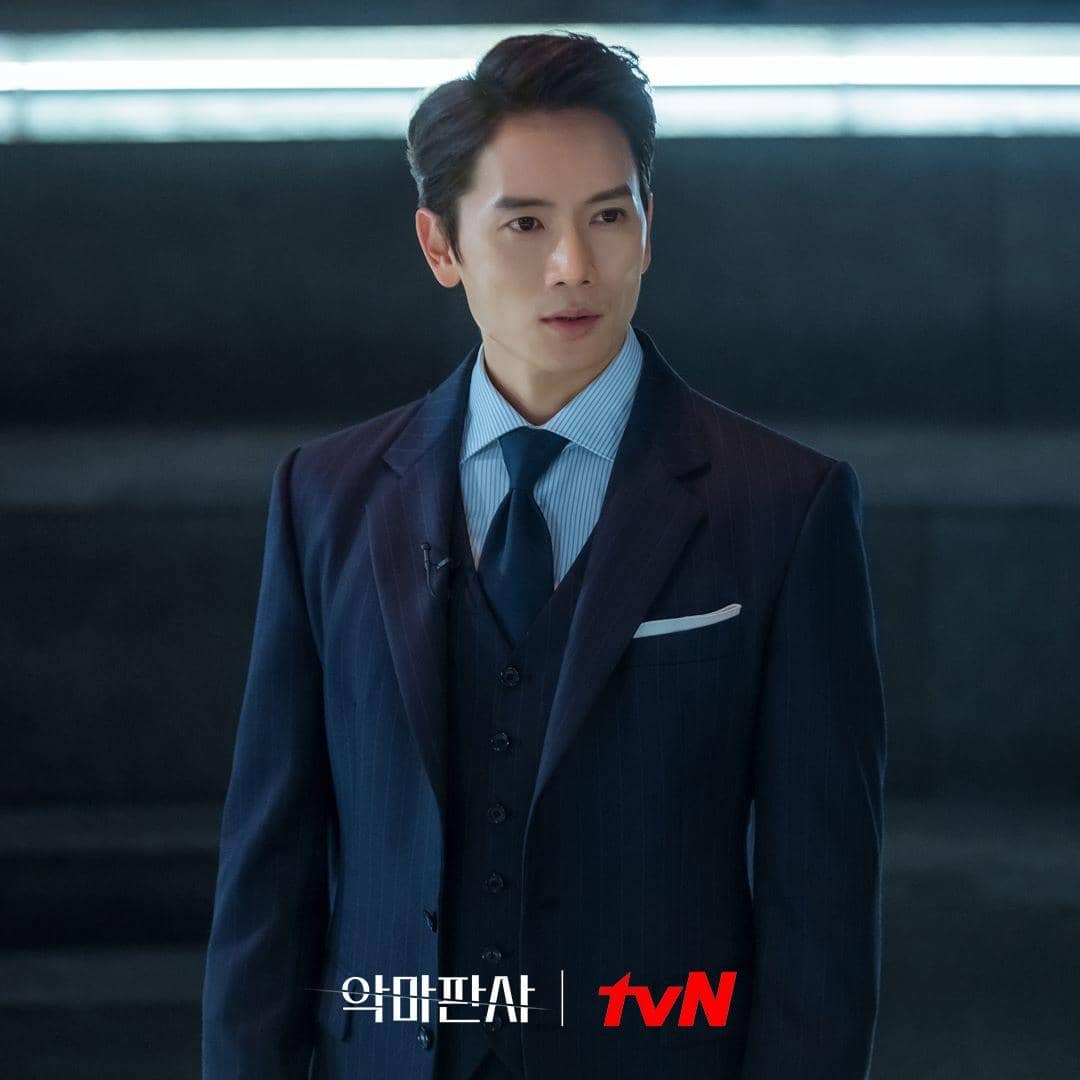 Ji Sung di The Devil Judge