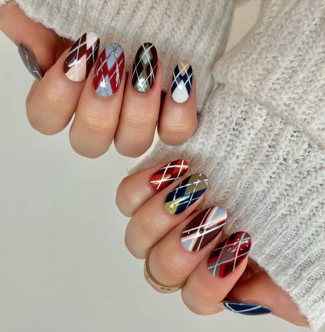 Inspirasi nail art motif argyle