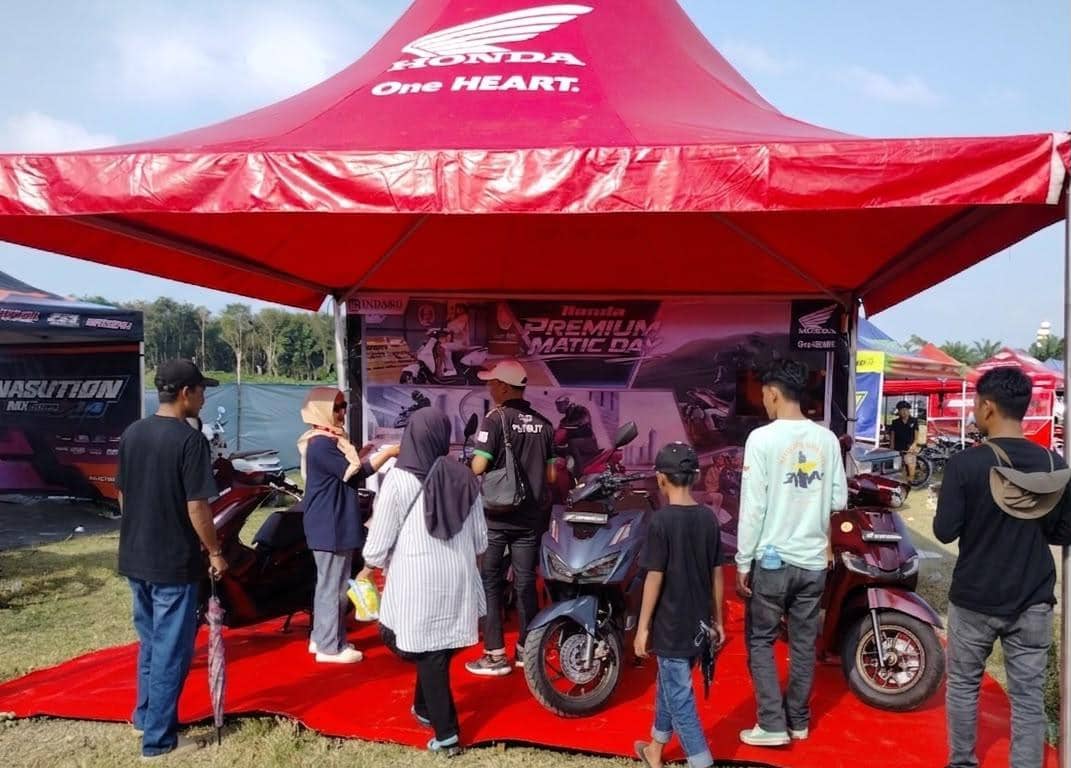 Honda Premium Matic Day Ramaikan Kejurnas Grasstrack Sumatra Putaran 2