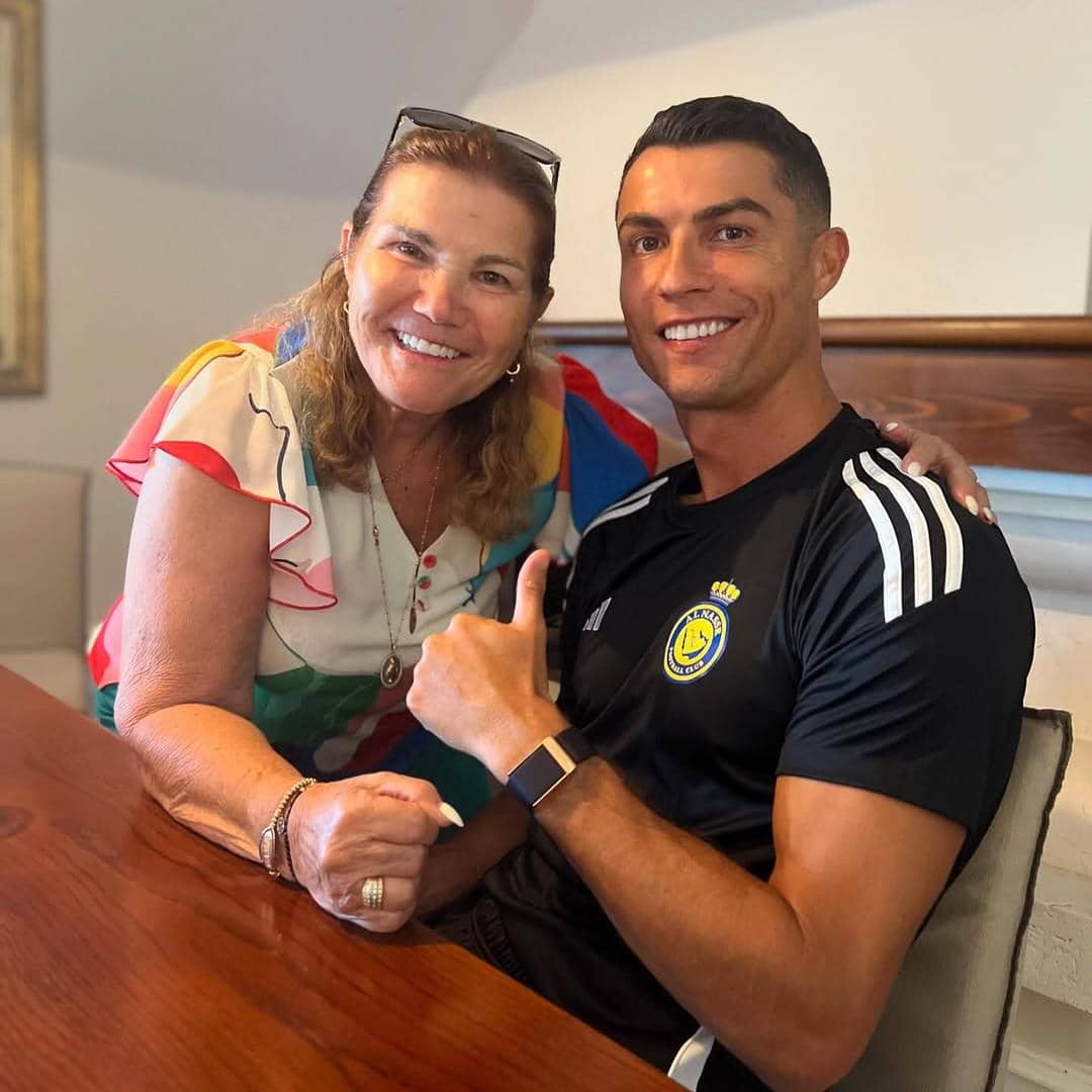 Feliz aniversário, Mãe! Obrigado por me inspirares todos os dias e pelo apoio incondicional. Amo (1).jpg