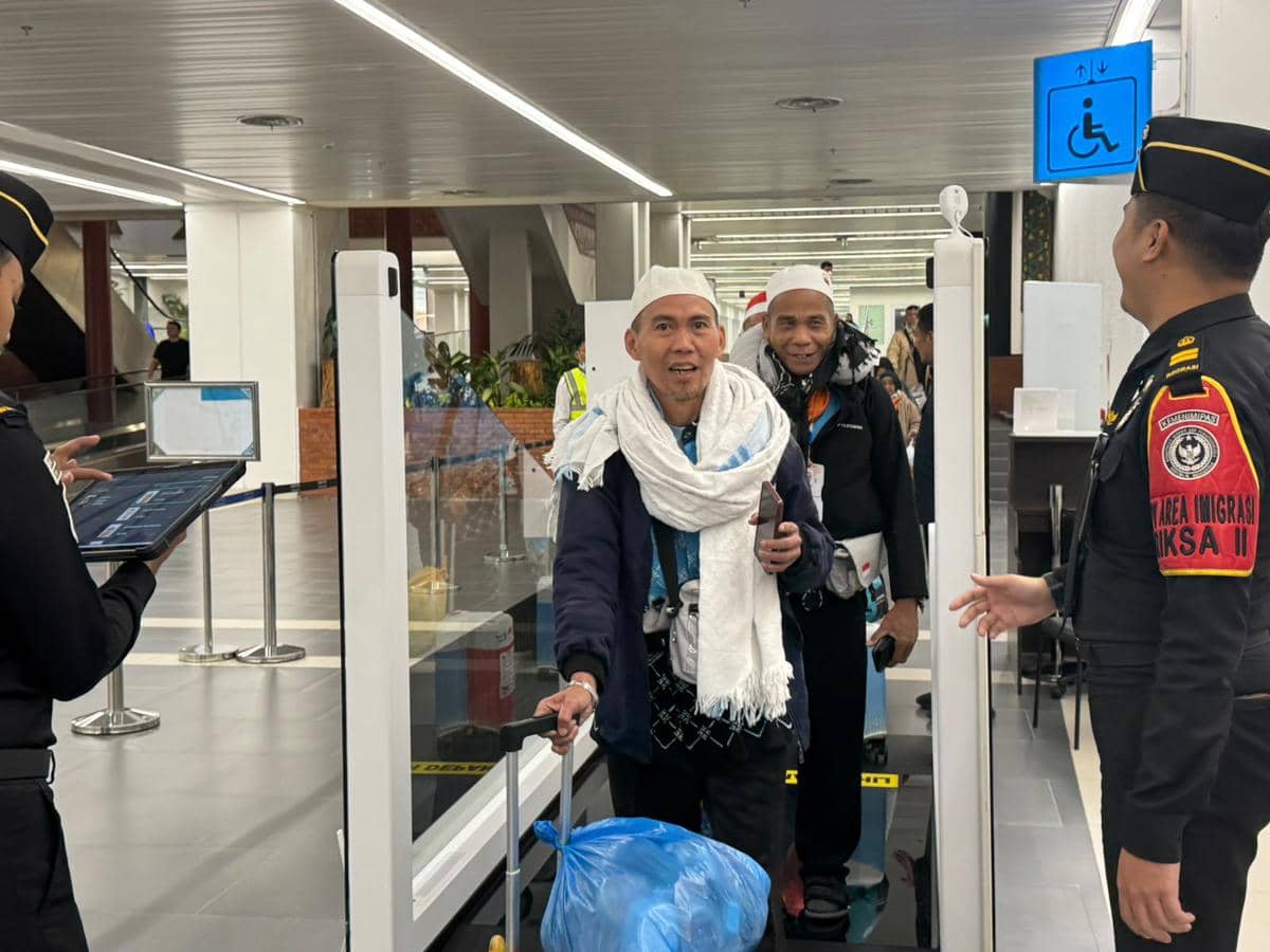 Pemeriksaan Arus Balik Haji di Imigrasi Bandara Soetta Cukup 3 Detik
