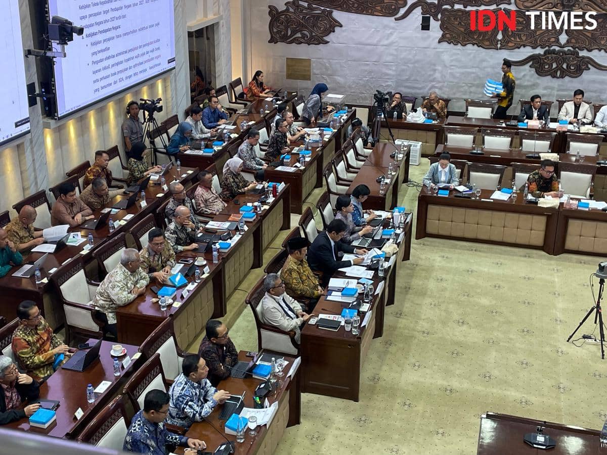 Asumsi Makro 2027 Disepekati, Target Pertumbuhan Ekonomi hingga 6,5 Persen