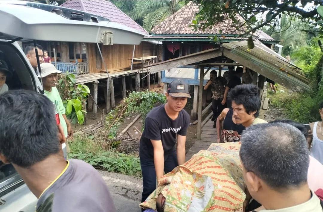 Ngamuk Bawa Parang, Pria di Sekayu Muba Tewas Dilumpuhkan Warga