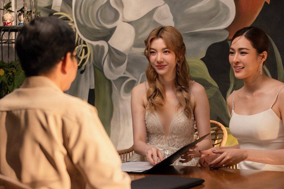 3 Drama GL yang Dibintangi Lingling Kwong dan Orm Kornnaphat