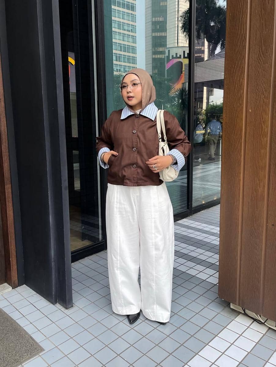 OOTD Celana Putih ala Siti Rachmah
