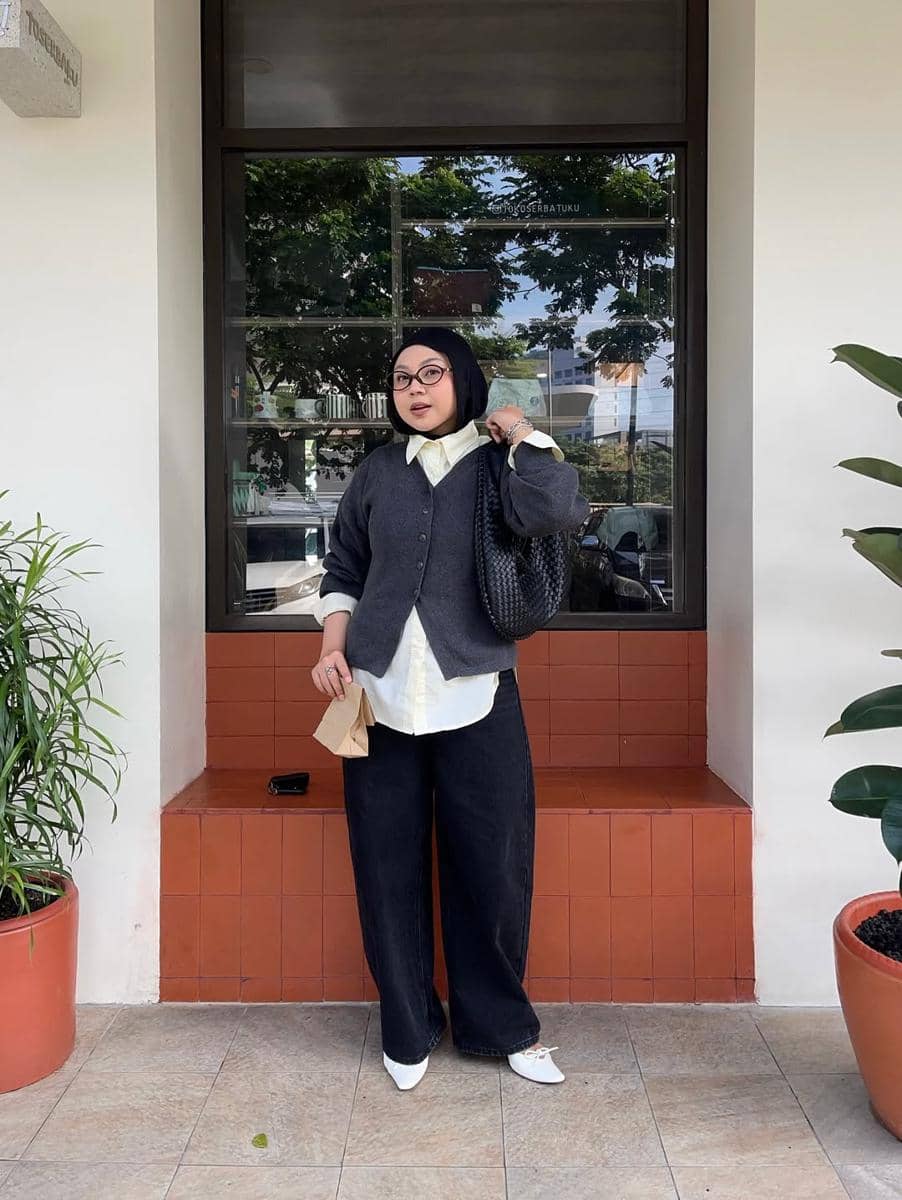 OOTD Pakai Cardigan ala Siti Rachmah