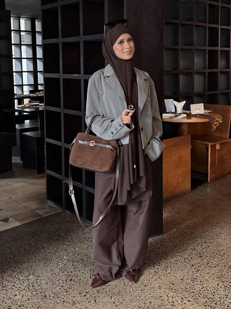 OOTD Celana Cokelat ala Aisyah Ibrahim