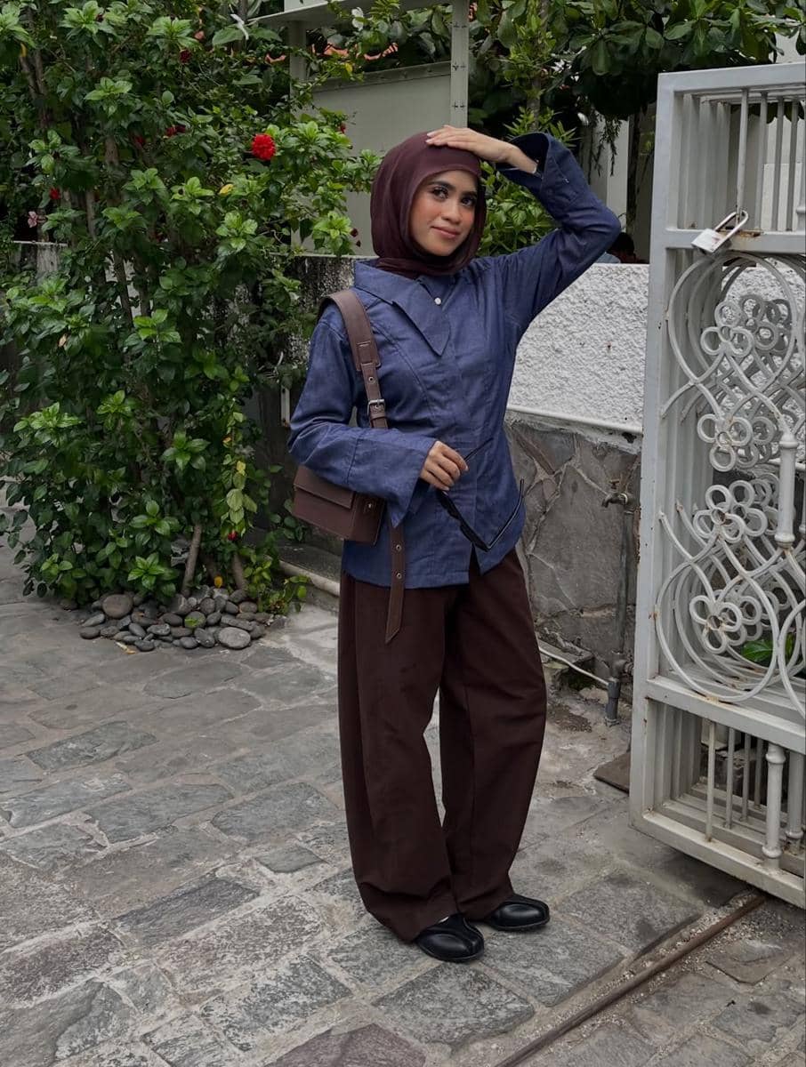 OOTD Celana Cokelat ala Aisyah Ibrahim