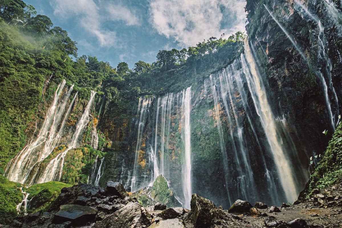 5 Air Terjun Abadi di Indonesia, Konon Tidak Kering saat Kemarau!