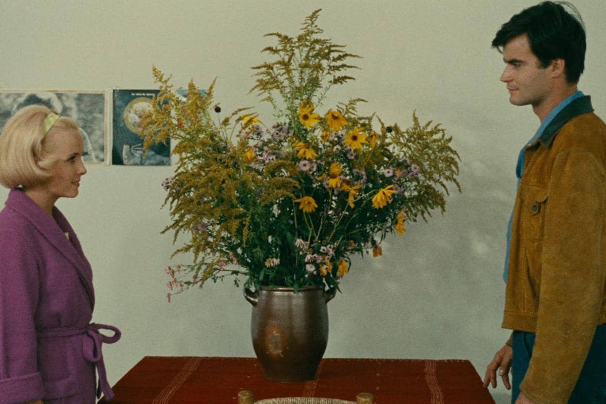 5 Film Romance Rasa Horor, Nontonnya Bikin Merinding!