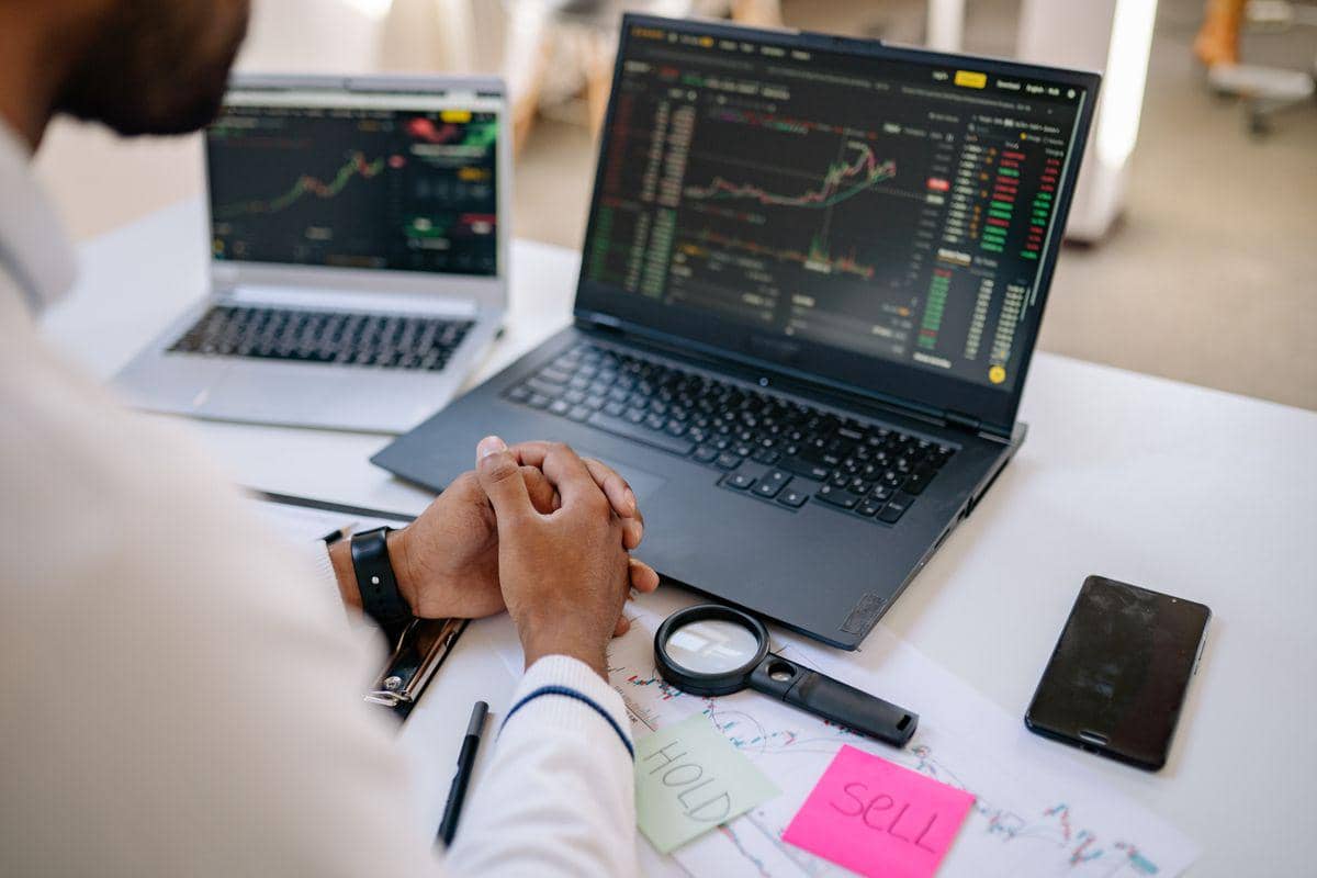 Mau Jadi Day Trader? Pahami Dulu Strategi dan Risikonya