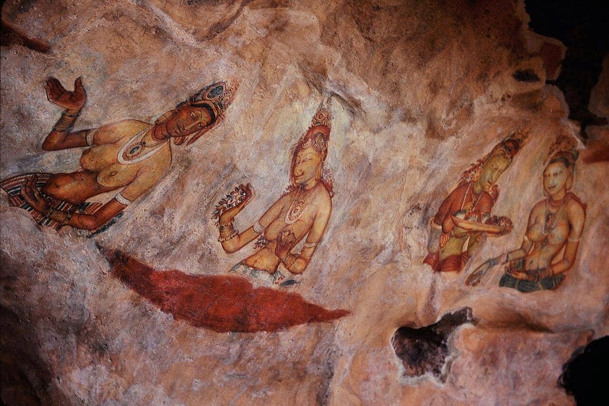 Lukisan dinding Sigiriya, juga dikenal sebagai "Gadis-Gadis Sigiriya" atau "Apsara" (peri surgawi).