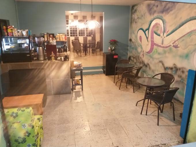 El Club de la Serpiente Café