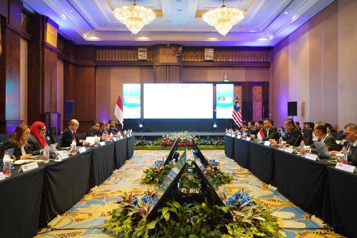 RI-Malaysia Kaji Ulang Kerangka Kerja Sama Perbatasan