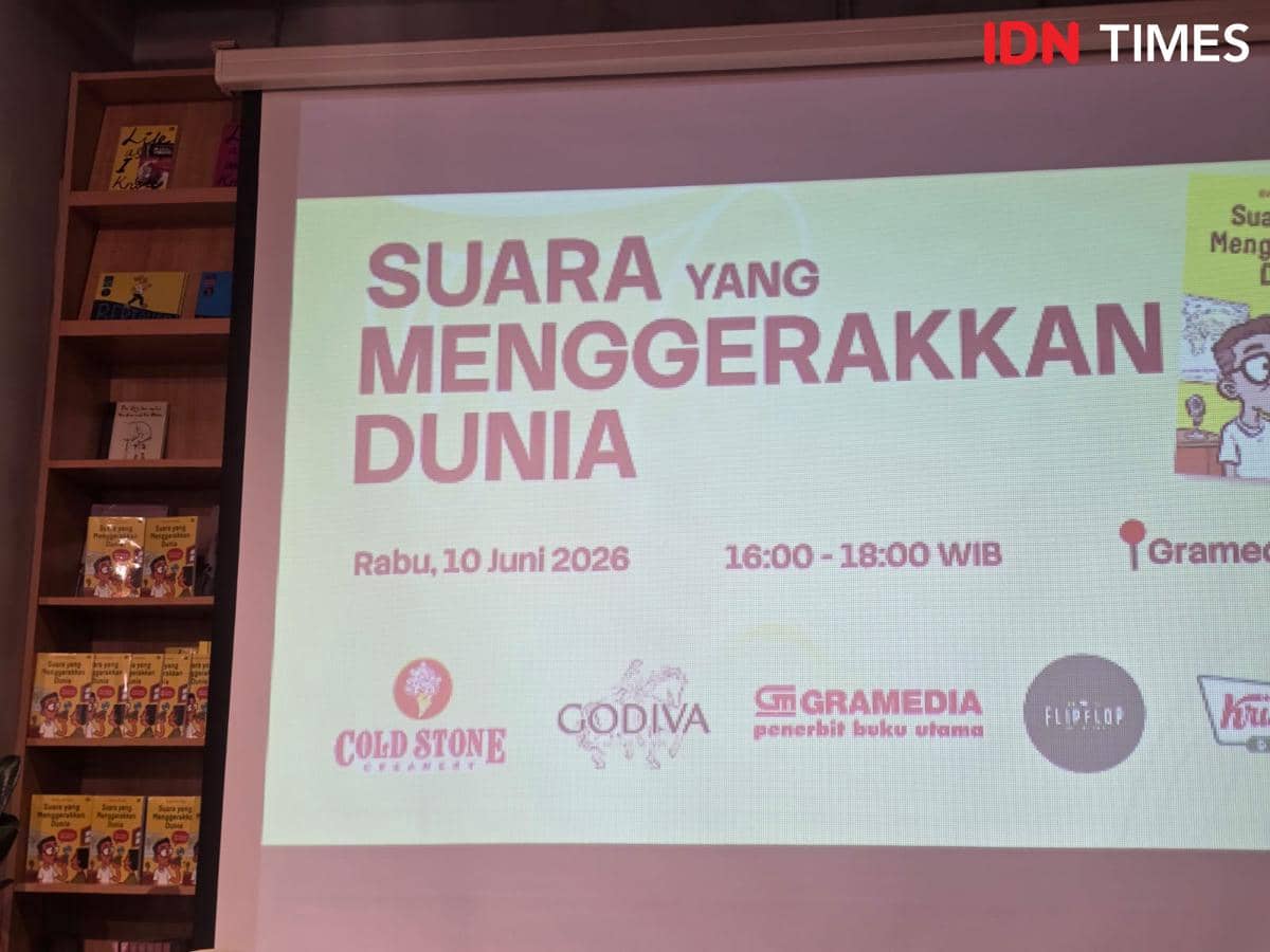 Bayu Oktara, dalam perilisan buku karyanya berjudul Suara yang Menggerakkan Dunia di Gramedia Jalma