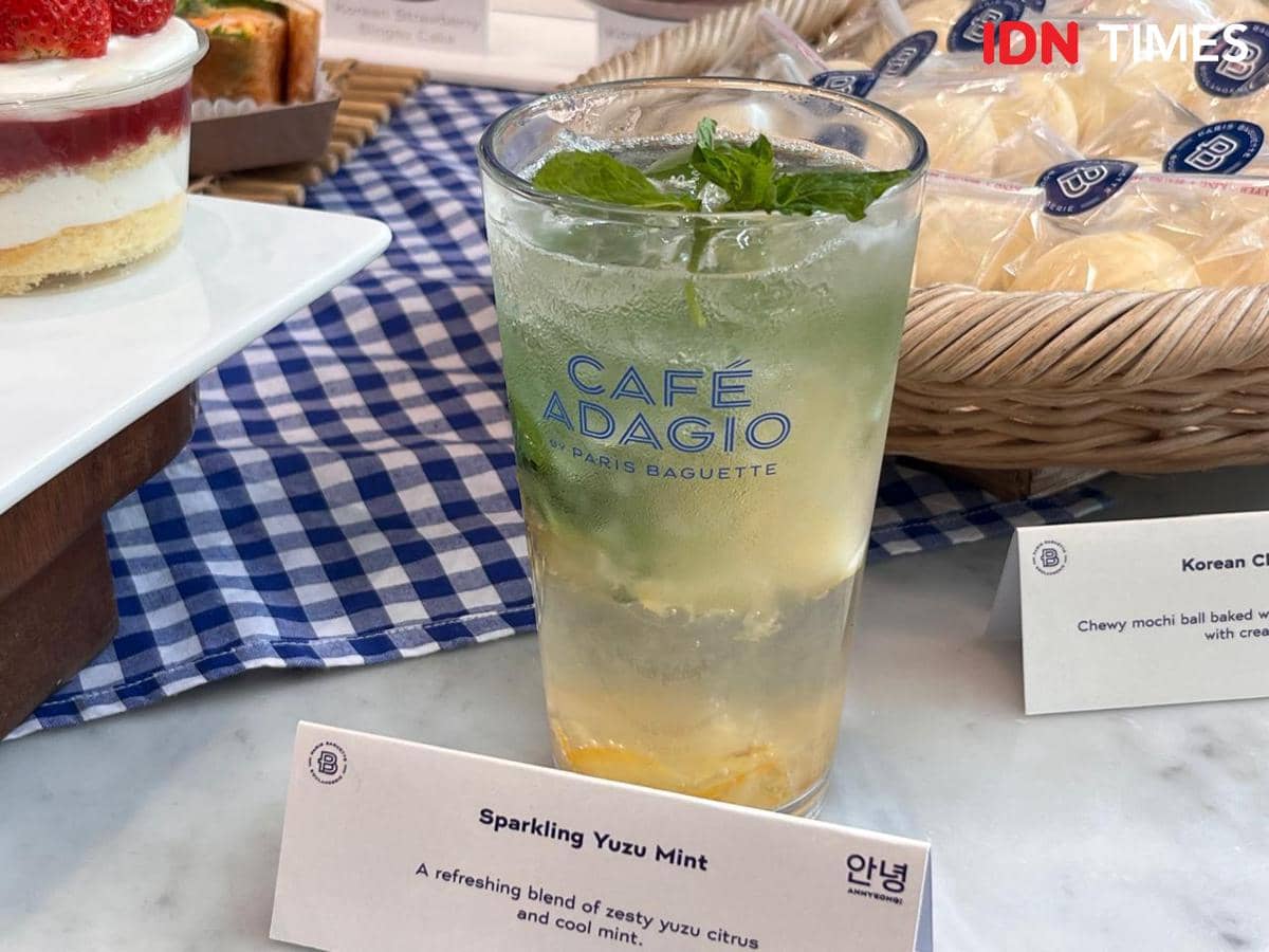 Potret menu Sparkling Yuzu Mint, Paris Baguette
