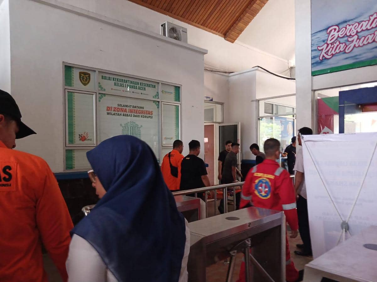 [BREAKING] KMP Aceh Hebat 2 Meledak di Ulee Lheue, 14 Orang Terluka