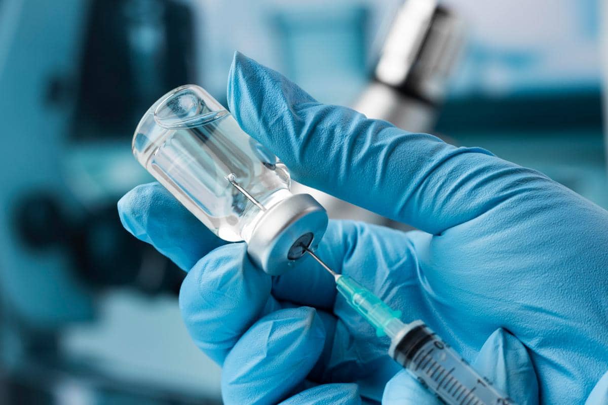 Inggris Gelar Vaksinasi Meningitis B Massal untuk Mahasiswa Baru