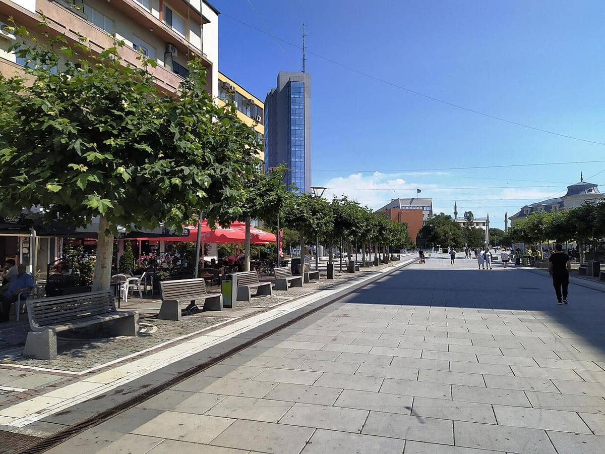 Potret Bulevardi Nënë Tereza