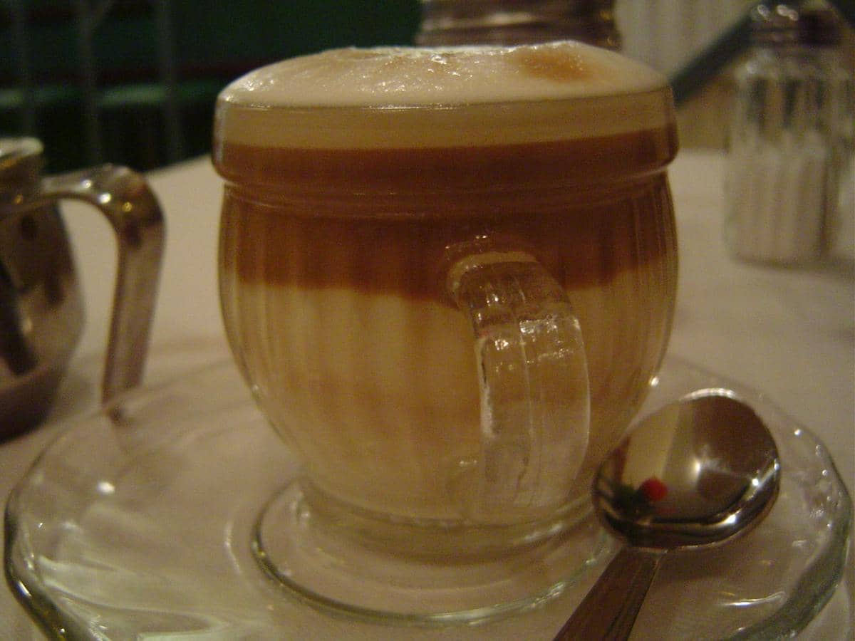Potret kopi macchiato