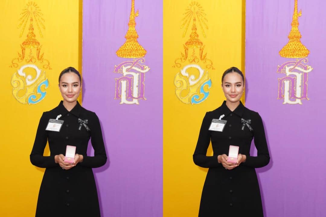 7 Potret Miss World 2025 Terima Penghargaan dari Kerajaan Thailand