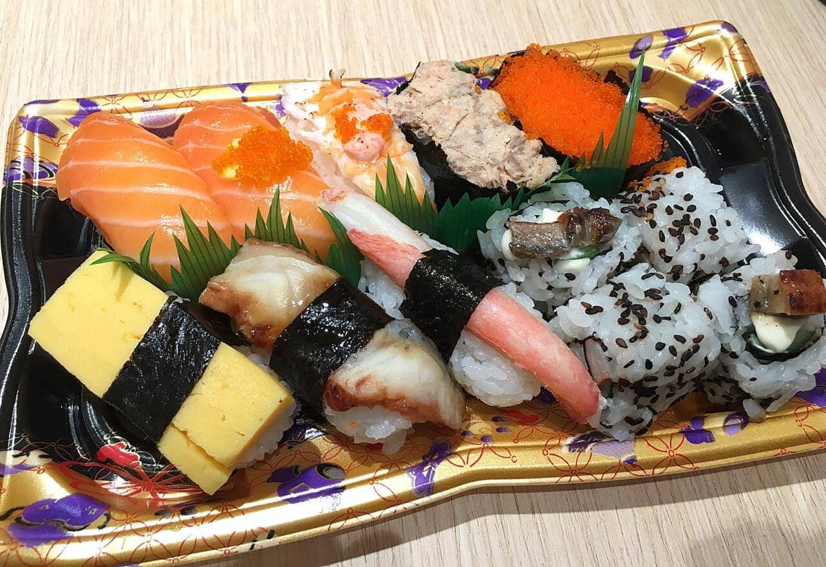 ilustrasi sushi