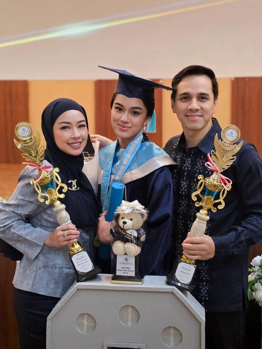 Anak Rionaldo Stockhorst lulus SMA